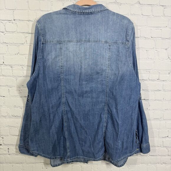 Lane Bryant Blouse Denim Women Size 24 Snap Button Chambray Roll Tab Sleeve Top - Picture 3 of 9